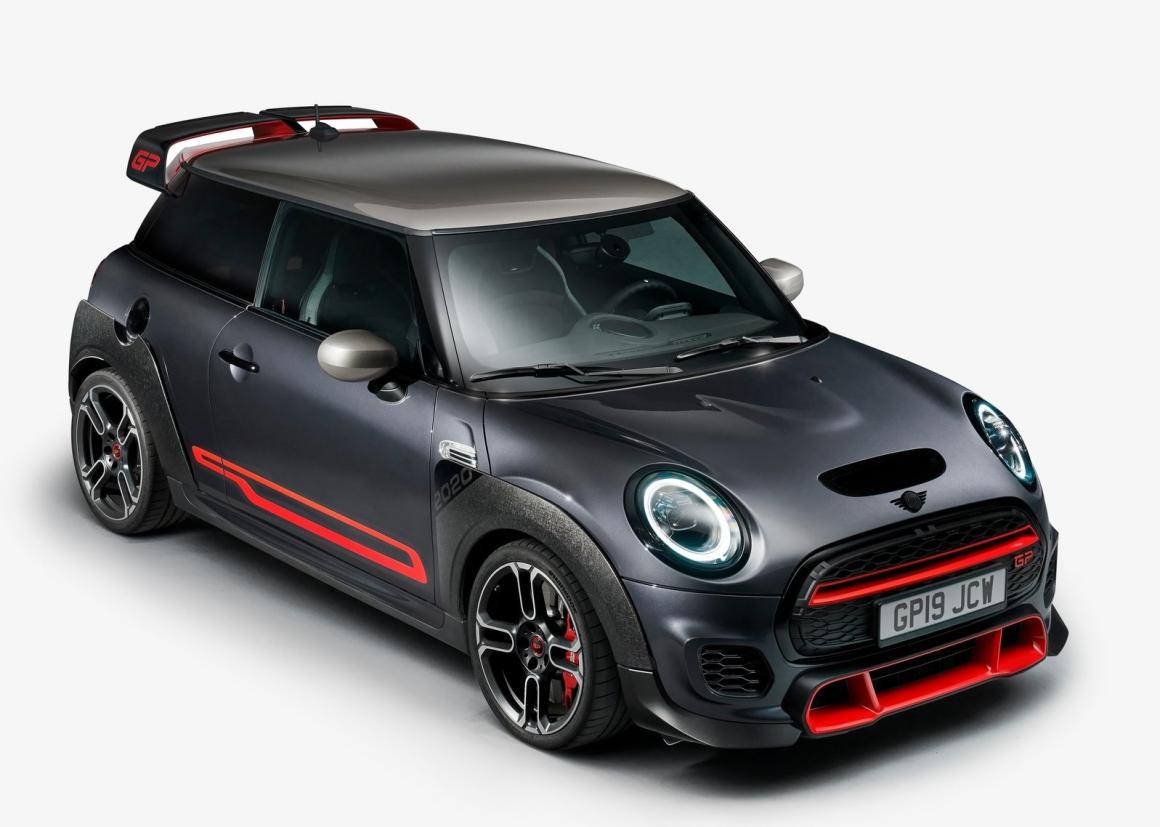 Mini John Cooper Works GP chega ao Brasil no final do ano