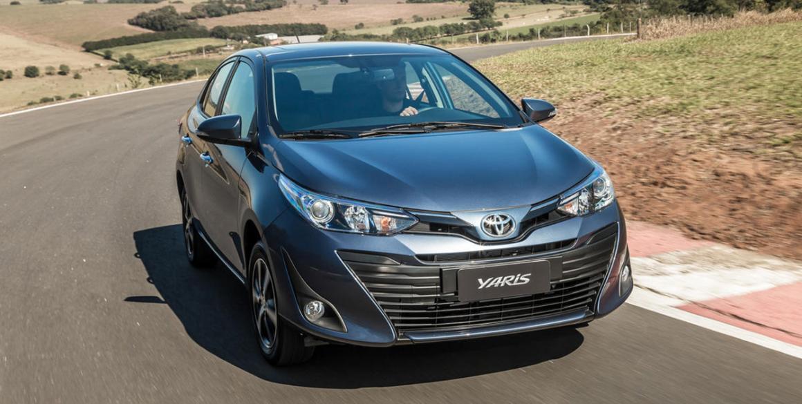 Toyota Yaris sedã