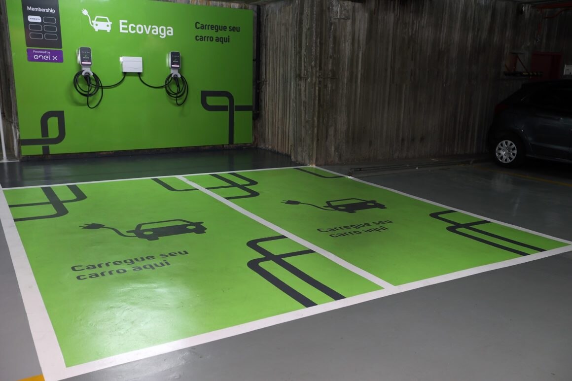 Volvo carros elétricos