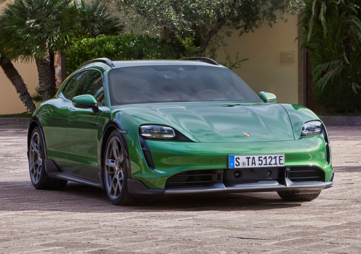 Porsche Taycan Cross Turismo