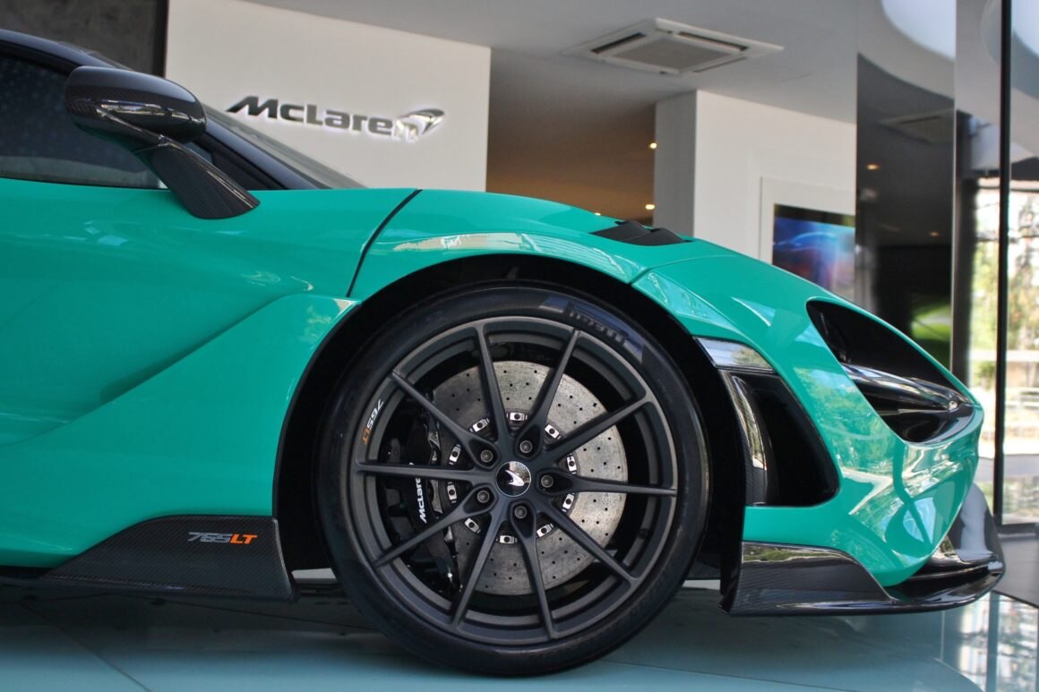 McLaren 765LT