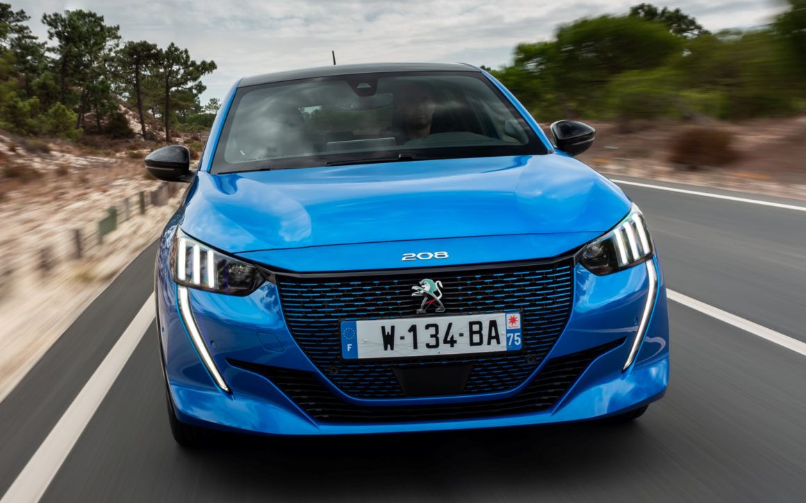 Peugeot e-208
