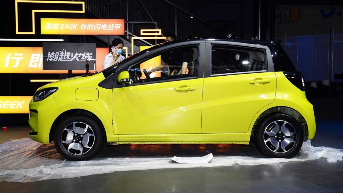 Volkswagen-JAC Si Hao E10X compacto
