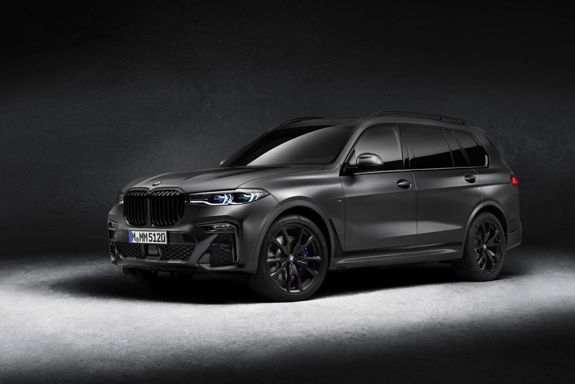 BMW X7 Dark Shadow serie
