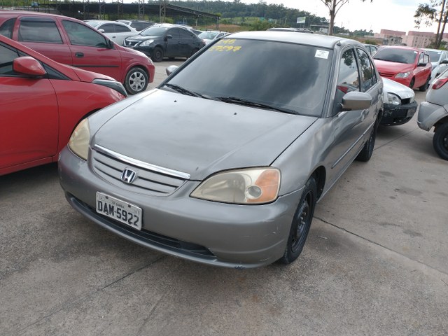 Honda Civic 2001 tem lance a partir de R$ 2.200