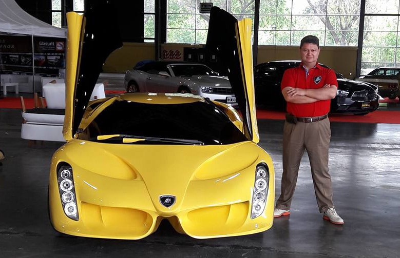 Joan Ferci e o "Lamborghini" Alar 777