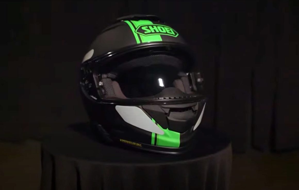 Kawasaki Ninja ZX-10R 2022 capacete