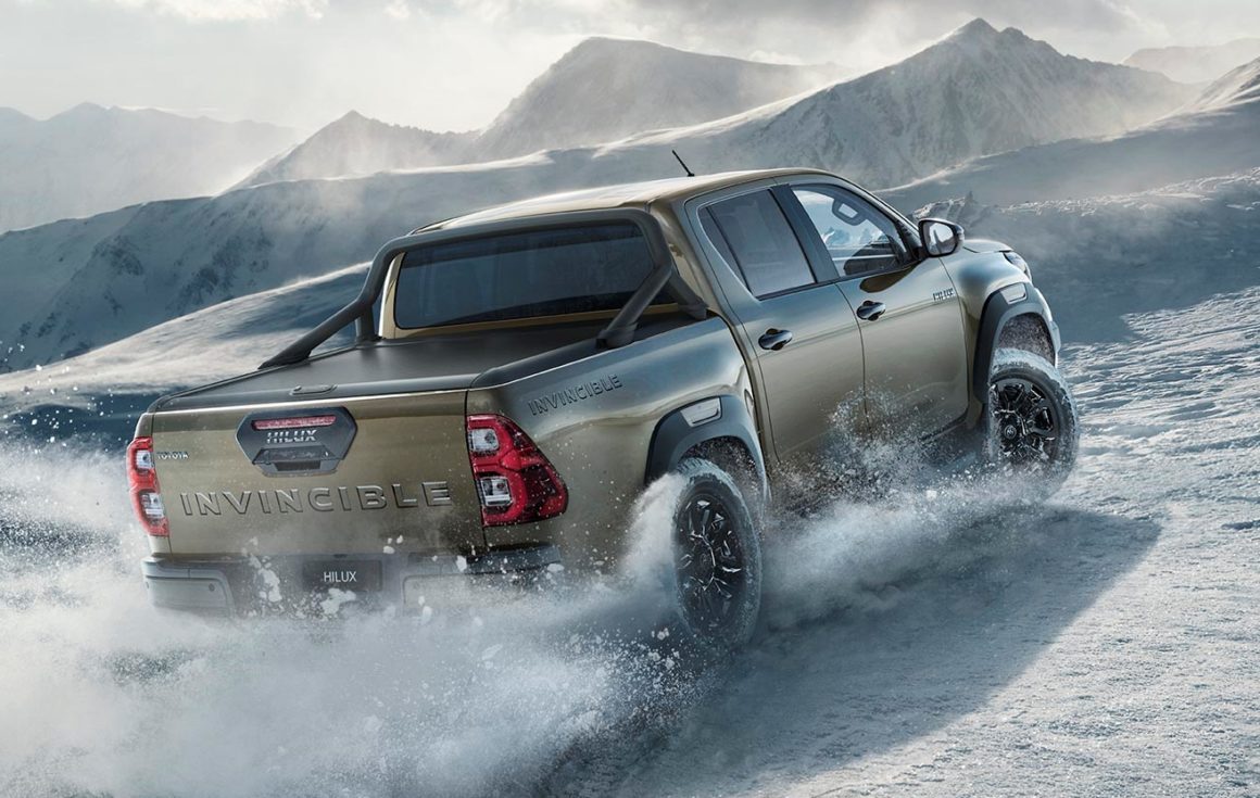 Toyota Hilux Invencible X