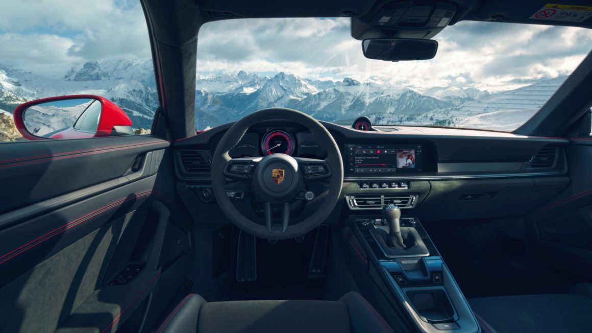 Porsche 911 Carrera GTS Coupe 2021