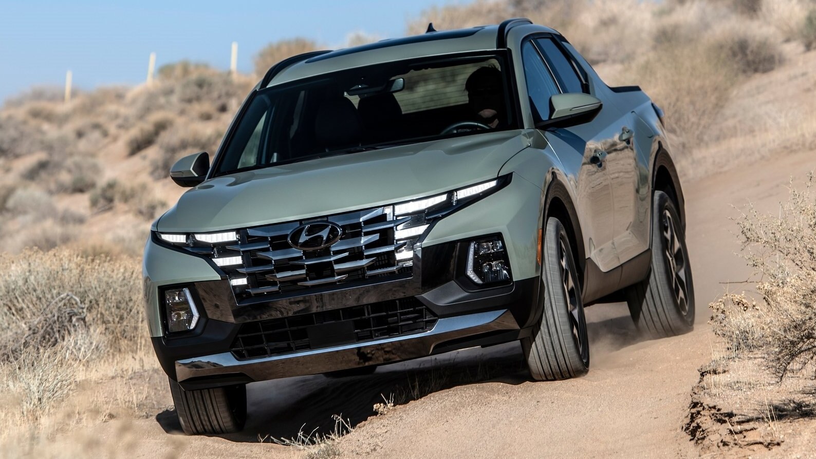 Picape Hyundai Santa Cruz aparece em flagra no Brasil. Será que vem?