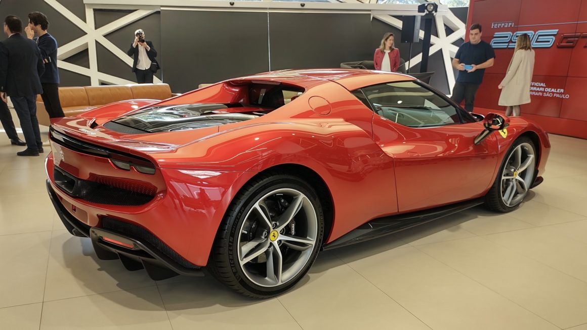 Ferrari 296 GTB híbrido