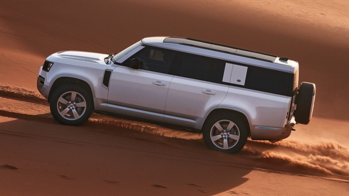 Defender de 8 lugares chega ao Brasil com preço de quase R 900 mil