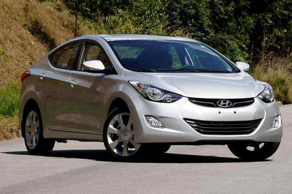  Avaliação: Elantra na briga dos médios