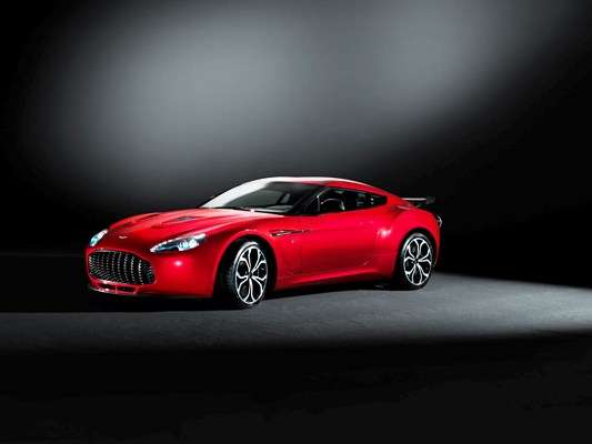  Aston Martin divulga imagens do V12 Zagato