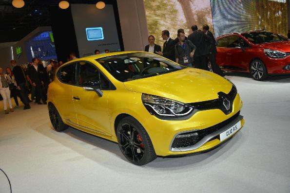  Renault apresenta Clio RS, de 200 cv