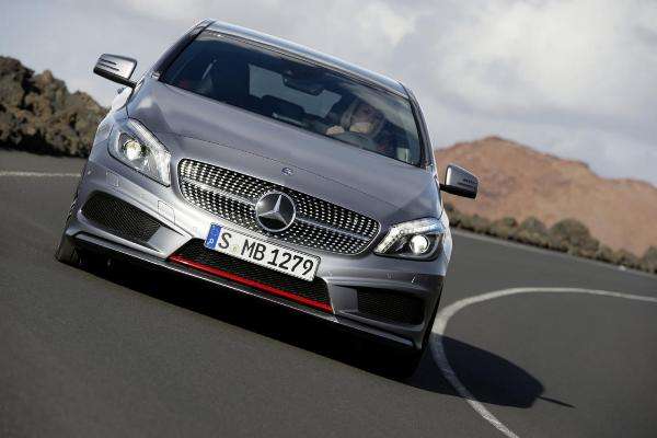  Mercedes-Benz registra 90 mil encomendas do novo Classe A
