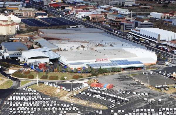  Nissan produzirá um rival para o Golf em Barcelona