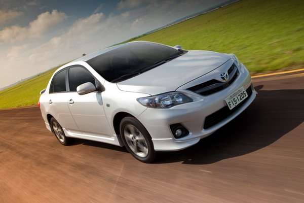  Toyota lança nova Linha Corolla 2014