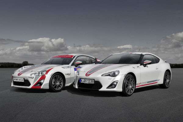  Toyota lança série limitada do esportivo GT86