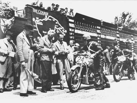  Audi reconstrói moto DKW para prova histórica
