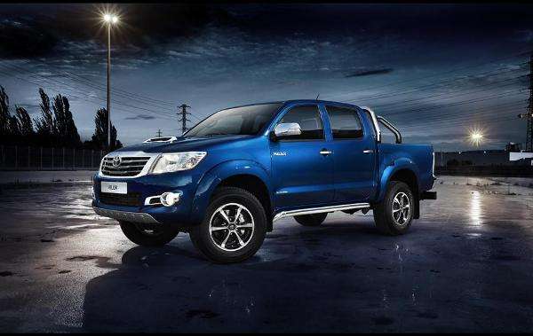  Toyota Hilux ganha versão Invincible na Europa